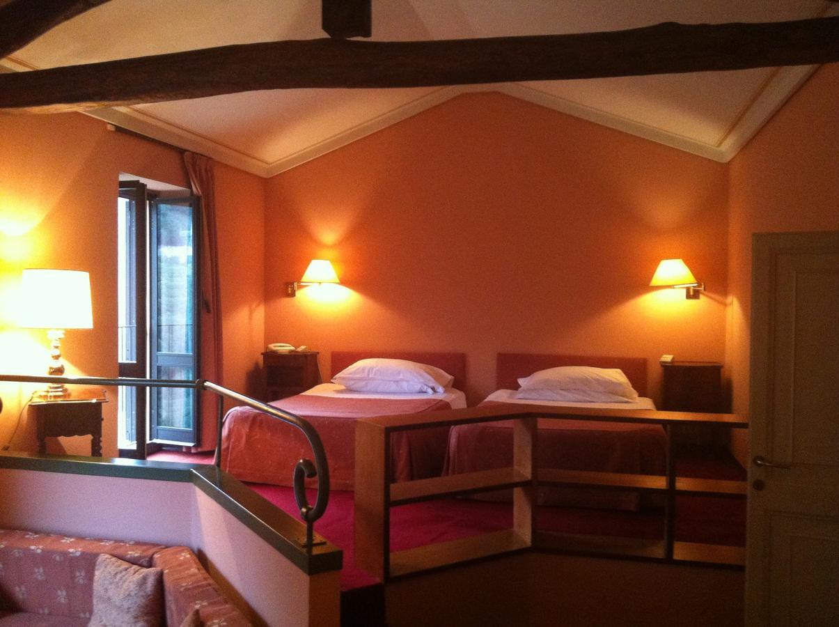 Hotel Gattapone Spoleto Buitenkant foto