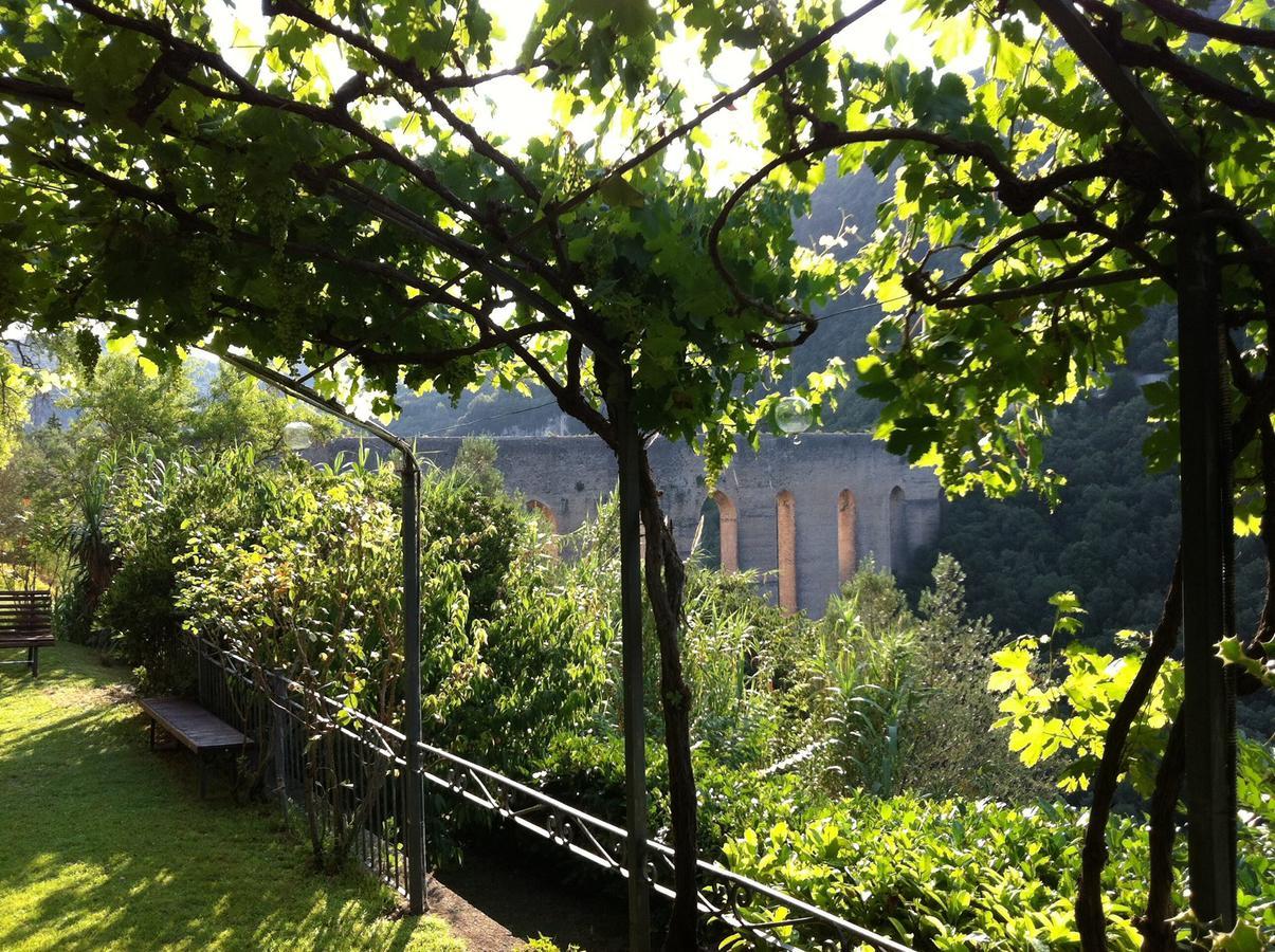 Hotel Gattapone Spoleto Buitenkant foto
