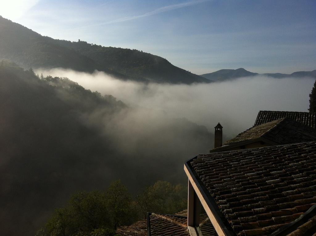 Hotel Gattapone Spoleto Buitenkant foto
